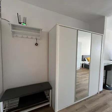 Apartment Self Check-in P2 *